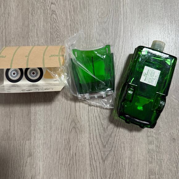 Vintage Avon 1953 Buick Skylark Clint After Shave - Picture 11 of 11